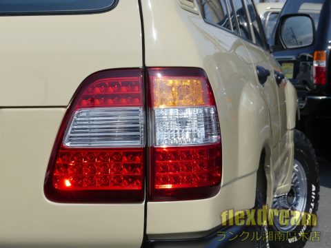 ランクル100後期仕様DEPO製LEDテールランプ ランクル100後期仕様DEPO製LEDテールランプ