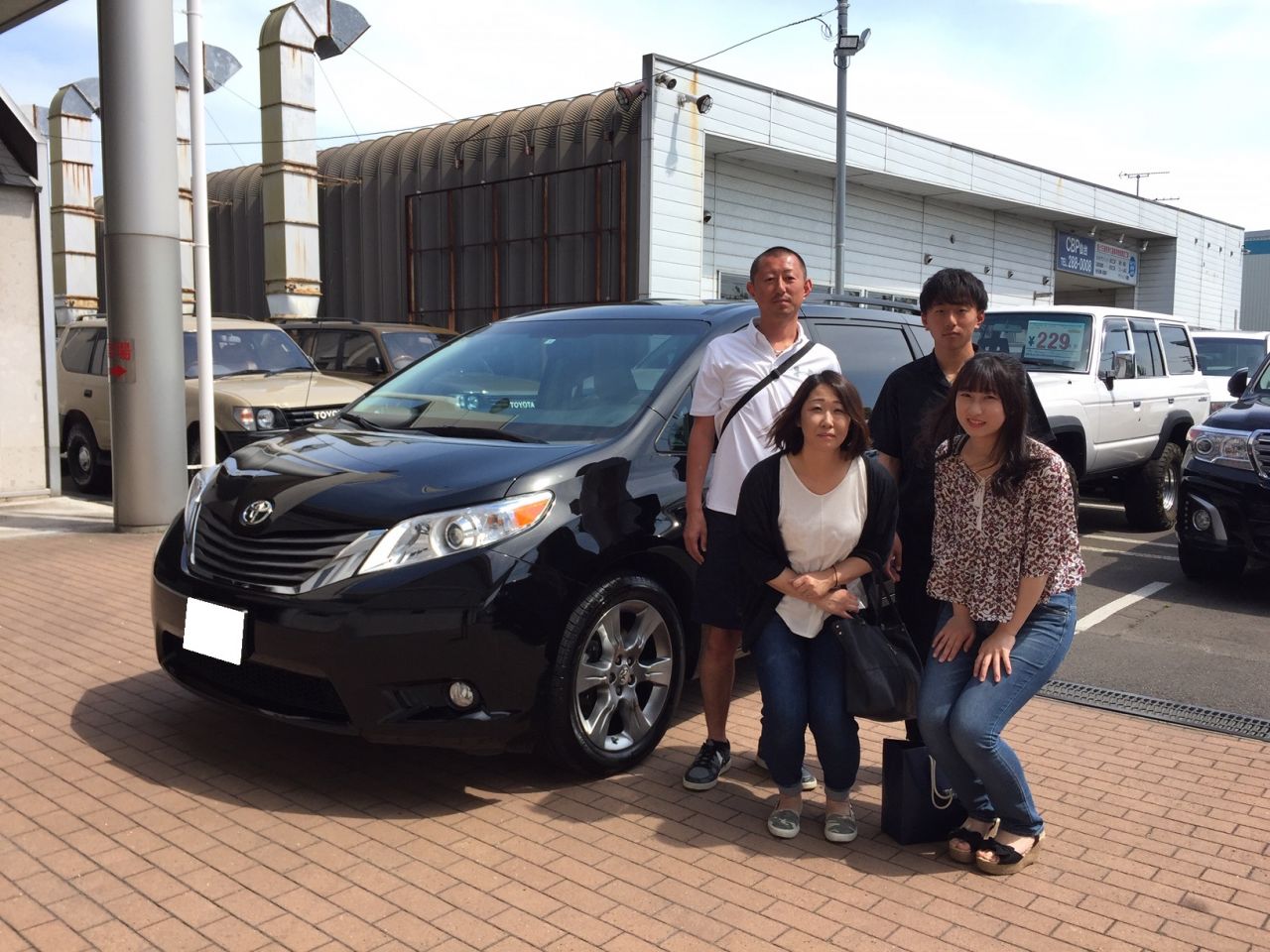 北米トヨタの高級ミニバン シエナ ｘｌｅをご納車しました Usトヨタ逆輸入車専門店のカスタムビークル Flexdream Blog