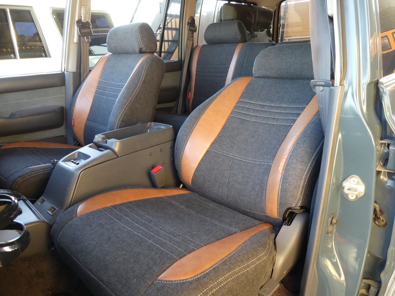 ランクル60 ヘッドレスト 一台分 トヨタ ランドクルーザー60 4.0 VX ハイルーフ 4WD(3274044339) | 車