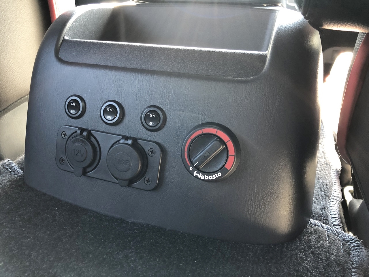本日ご納車 お客様オーダーの内装架装 Fd Box7をご紹介 ハイエース専門店のライトキャンピングカー Flexdream Blog 本日ご納車 お客様オーダーの内装架装 Fd Box7をご紹介 ハイエース専門店のライトキャンピングカー Flexdream Blog