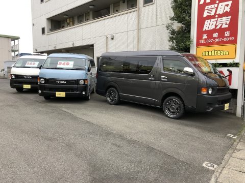 当店にて丸目換装ハイエース展示中！