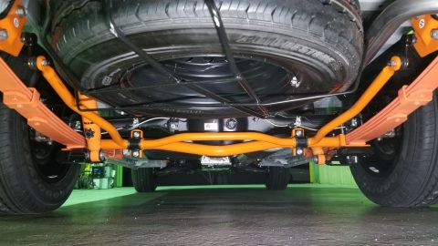 ユーアイビークル リア 追加 スタビライザー ハイエース ユーアイビークル リア 追加 スタビライザー ハイエース