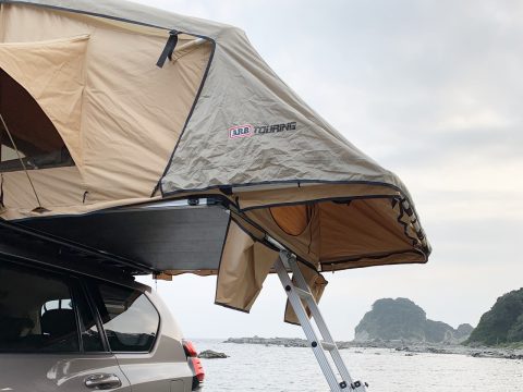 ARB4x4ルーフトップテント シンプソン3テント ARB4x4ルーフトップテント シンプソン3テント