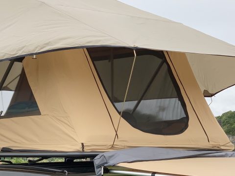 ARBルーフトップテント ポール 天幕 屋根を張る ARBルーフトップテント ポール 天幕 屋根を張る