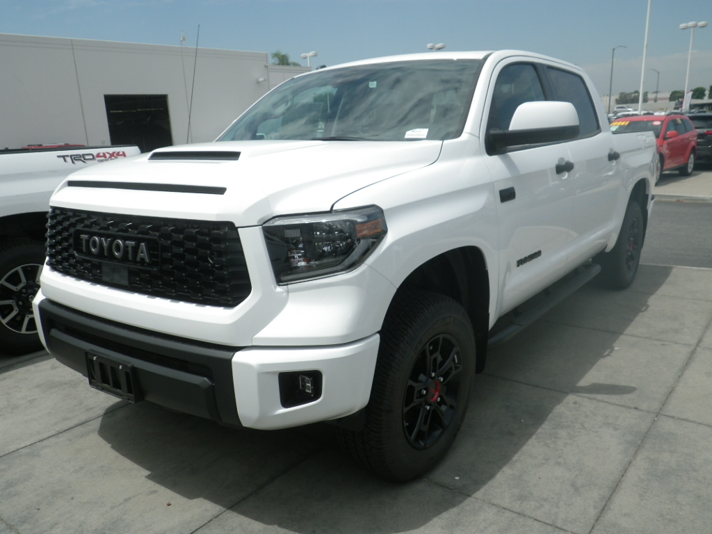 タンドラ 新車 TRDプロ アメリカモデル 断然こっち タンドラ 新車 TRDプロ アメリカモデル 断然こっち