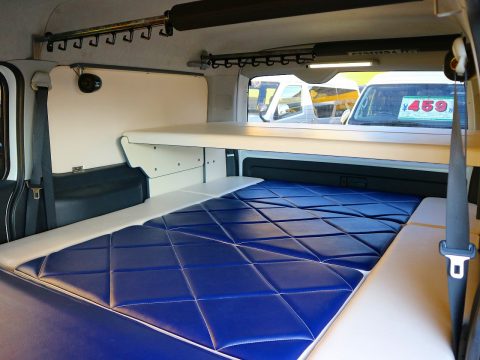 ハイエース 車中泊 ベッド ハイエース 車中泊 ベッド
