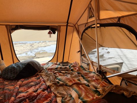 ランクル150プラド ARB4x4 Simpson3tent ルーフトップテント テント中 ランクル150プラド ARB4x4 Simpson3tent ルーフトップテント テント中