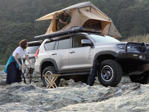 ランクル150プラド ARB4x4シンプソン3テント ルーフトップテント オーバーランダースタイル camp-hack