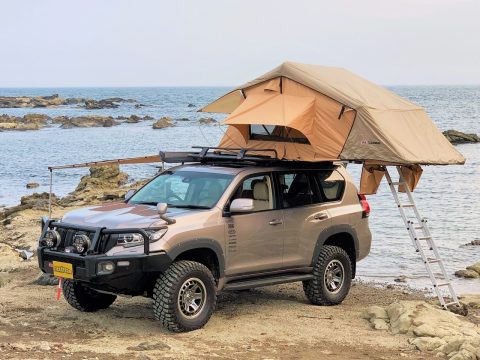 ランクルプラド アウトドアによく似合う ルーフトップテント ARB4x4アクセサリー ランクルプラド アウトドアによく似合う ルーフトップテント ARB4x4アクセサリー