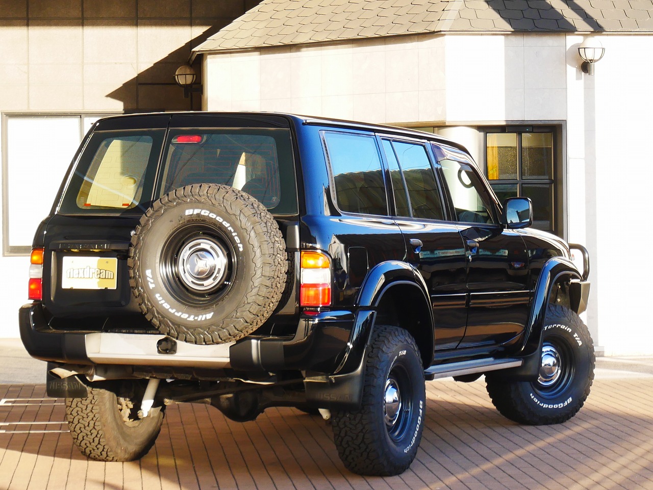 ワイルドなブラックコンプリート車 日産サファリをご納車しました ランクル専門店のキャンプ アウトドアビークル Flexdream Blog ワイルドなブラックコンプリート車 日産サファリをご納車しました ランクル専門店のキャンプ アウトドアビークル Flexdream Blog