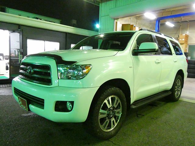 USTOYOTA　SEQUIA　4WD　SR5　新並　地デジナビ　サンルーフ　アップル岩槻インター店　USTOYOTA専門店　タンドラ　セコイア　タコマ　シエナ　逆輸入車　アメ車