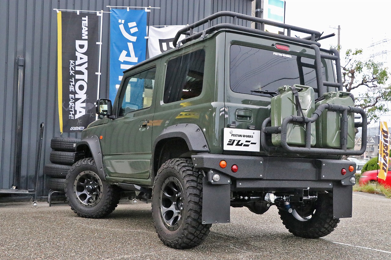 スズキ ジムニーシエラ Jb74w をワイルドなオフロードスタイル カスタム塗装にもline Xがよく似合います Line X 自動車部門 公式ブログ Flexdream Blog