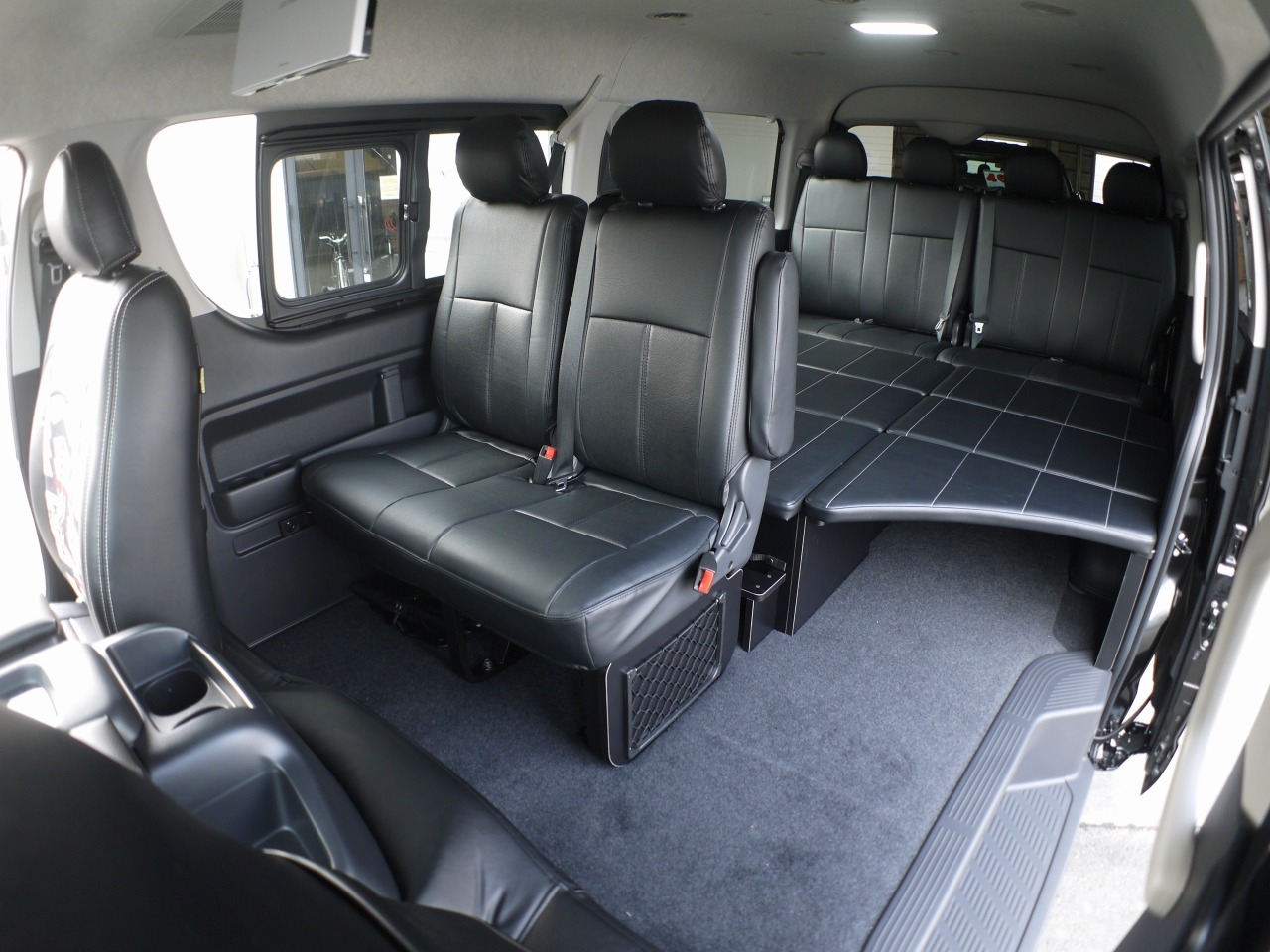 車両本体価格が万円もプライスダウン 期間限定のお得な特選車を新車 中古にそれぞれ設定しました ハイエース専門店のライトキャンピングカー Flexdream Blog