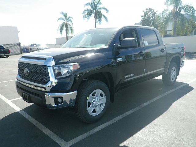 2020ｙ　USTOYOTA　TUNDRA　4WD　Crewmax　SR5　タンドラ　クルーマックス　SR5　新車　NEWモデル