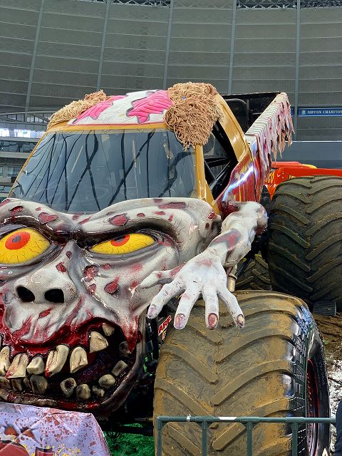 MONSTER　JAM　MONSTER　TRUCK　ZOMBIE　