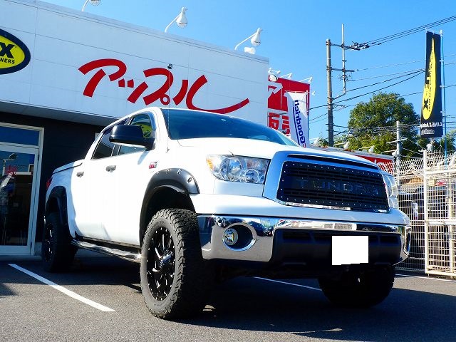 TUNDRA　4WD　クルーマックス　FUEL　BFGoodrich　