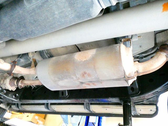 並行車 USトヨタ 08 セコイア ギブソンマフラー交換です。｜グーネットピット