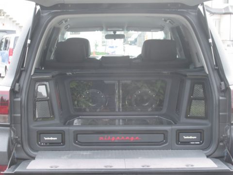 ロックフォード オーディオカスタム ランクル200 ロックフォード オーディオカスタム ランクル200