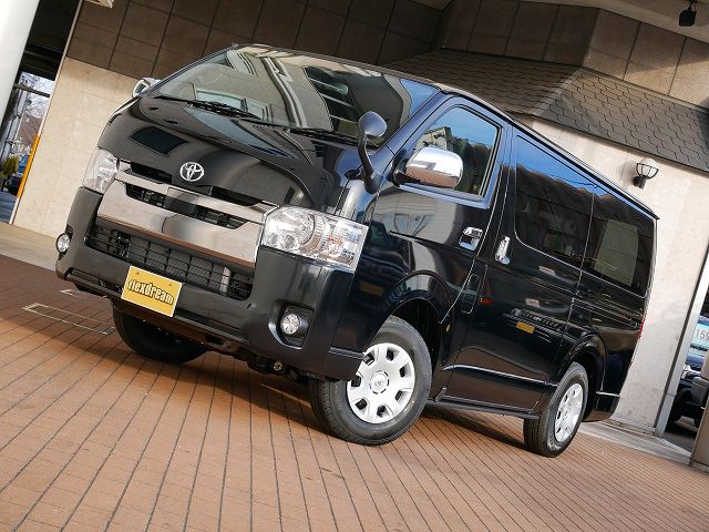 新車　ハイエースバン　４ＷＤ　ダークプライムⅡ　FD-BOX5T