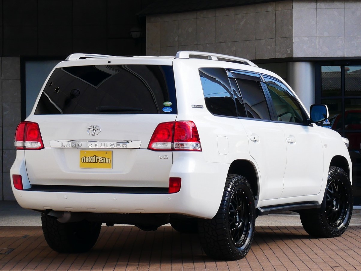 特別仕様車 ランクル0 Ax G 60thブラックレザーセレクションのご紹介 ランクル専門店のキャンプ アウトドアビークル Flexdream Blog