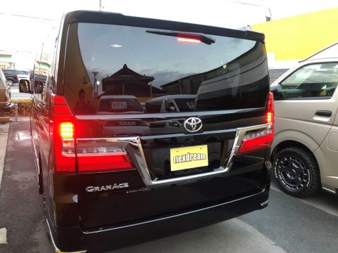 TOYOTA最高級ミニバン：新型グランエース 徹底解説！ サイズ、外装