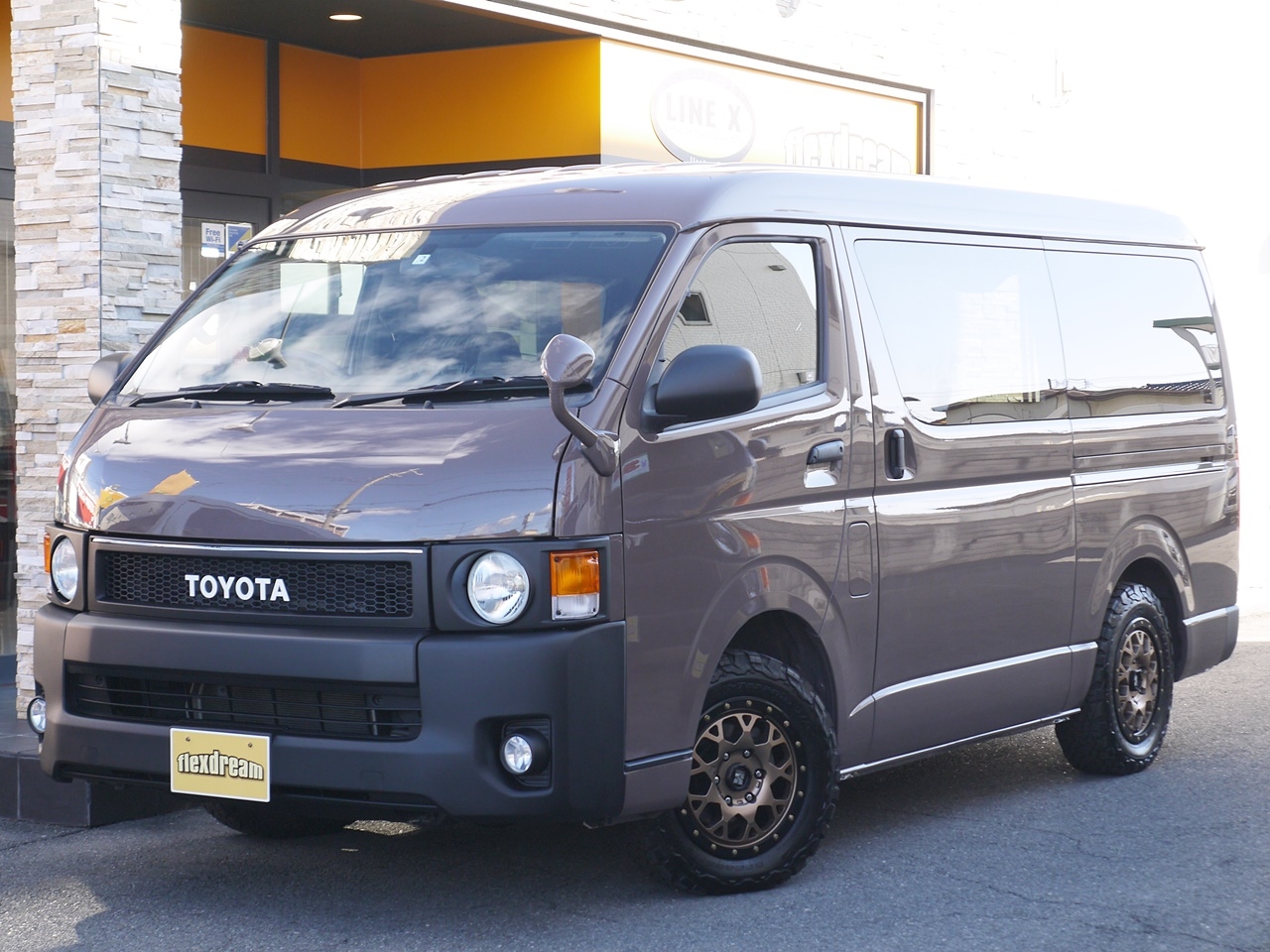 中古レジアスエースバン在庫車両のご紹介です ハイエース専門店のライトキャンピングカー Flexdream Blog 中古レジアスエースバン在庫車両のご紹介です ハイエース専門店のライトキャンピングカー Flexdream Blog