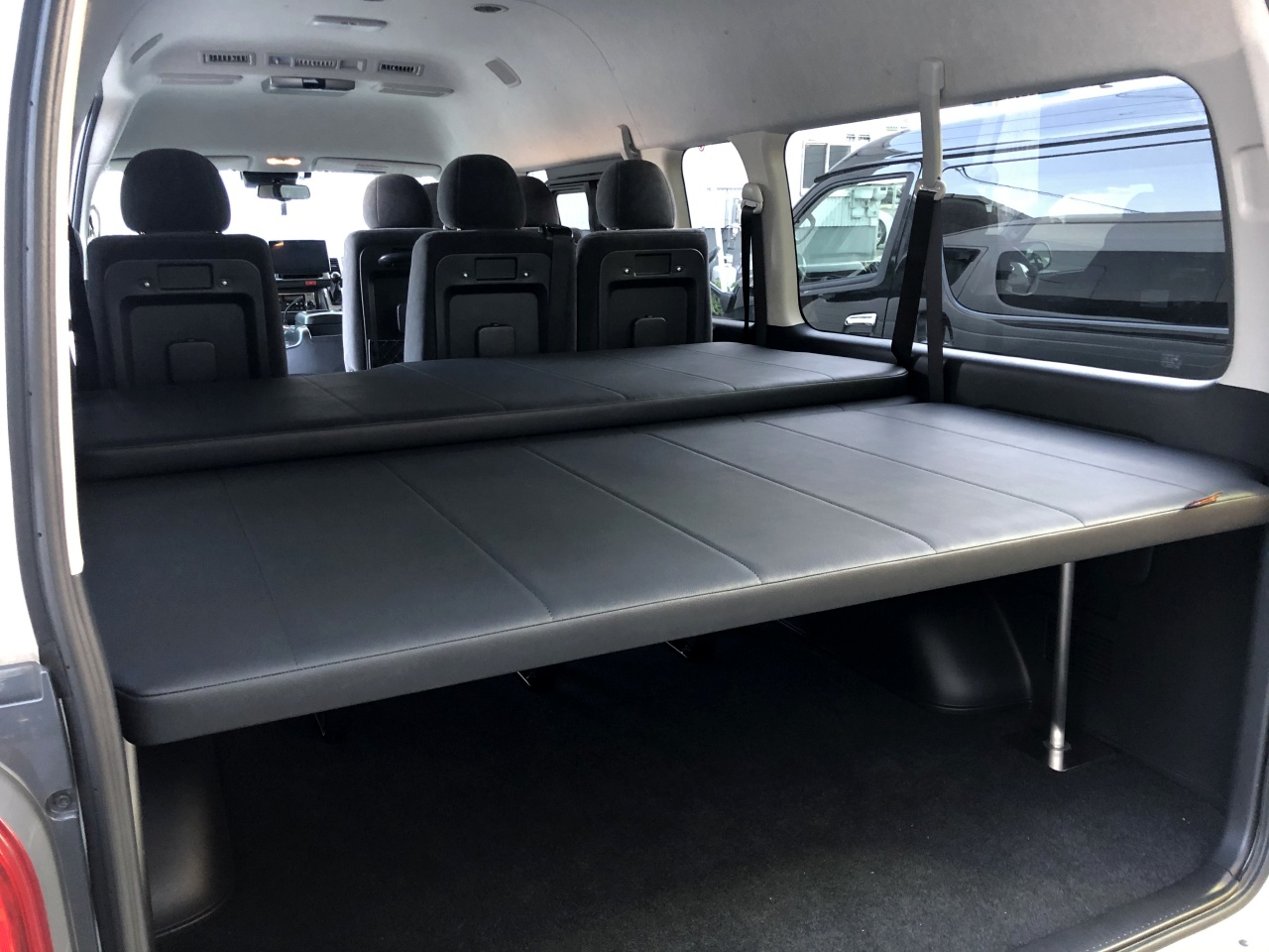 商談中　romam様　ハイエース　リンクスファクトリーベッドキット愛知県 商談中となりました！ハイエース ベッドキッド