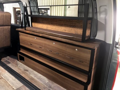 FD-BOX7 Vanlife：アイアン×ウッドの家具