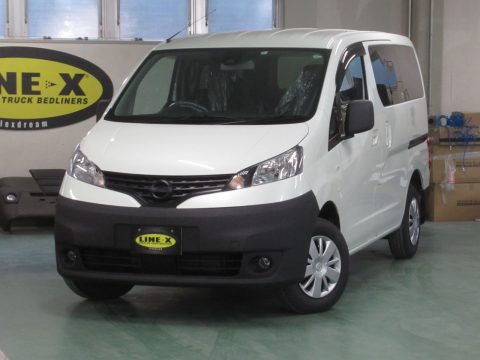 日産　NV200バネット　純正パーツ×LINE-Xのご紹介♪