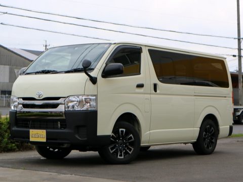 H29ハイエースバン DX ディーゼル4WD H29ハイエースバン DX ディーゼル4WD