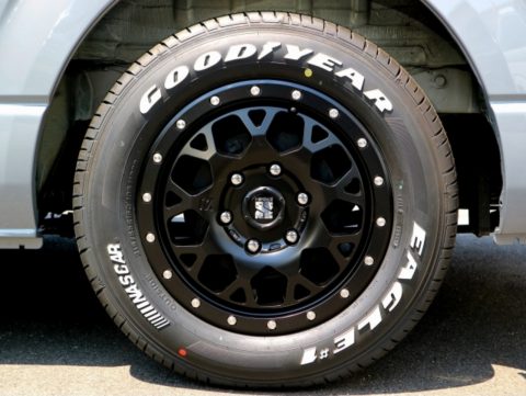 エクストリームJ：XJ04 × Goodyear：ナスカー