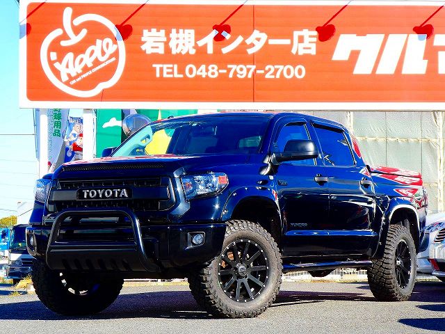 新並2014年　タンドラ　4WD　クルーマックス　SR5　リフトＵＰ　ＫＭＣ２０インチＡＷ　ＴＲＤプログリル　ブルバー　ＬＥＥＲ７００ハードトノカバー　スモークテール　ブッシュワーカー　ステップ