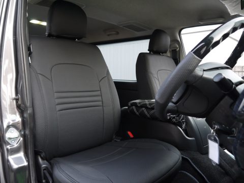 3型ディーゼル4WD 内観2 3型ディーゼル4WD 内観2