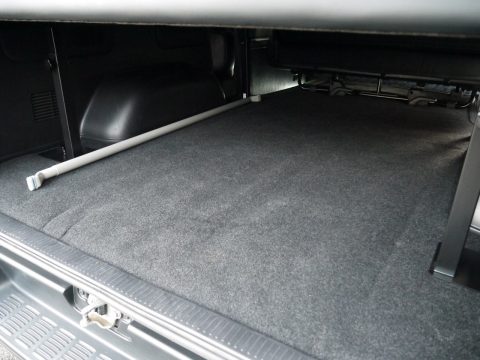 3型ディーゼル4WD 内観6 3型ディーゼル4WD 内観6