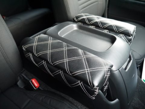 3型ディーゼル4WD 内観8 3型ディーゼル4WD 内観8