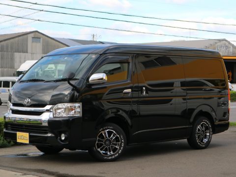 H26ハイエースワゴン GL 4WD シートアレンジ2 H26ハイエースワゴン GL 4WD シートアレンジ2