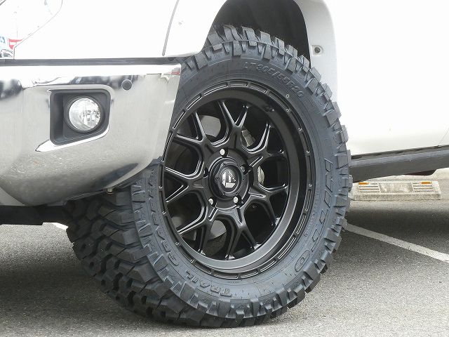FUEL D670TECH NITTO TRAILGRAPPLER 305/55R20 FUEL D670TECH NITTO TRAILGRAPPLER 305/55R20
