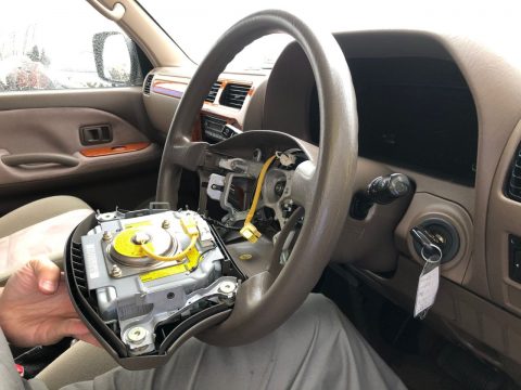 ハンドル交換 95プラド ウッドコンビ 内装カスタム ハンドル交換 95プラド ウッドコンビ 内装カスタム