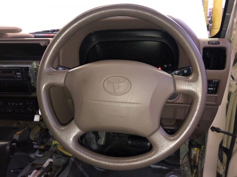 ハンドル交換 95プラド ウッドコンビ 内装カスタム ハンドル交換 95プラド ウッドコンビ 内装カスタム