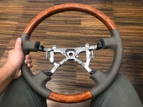 ハンドル交換 95プラド ウッドコンビ 内装カスタム ハンドル交換 95プラド ウッドコンビ 内装カスタム