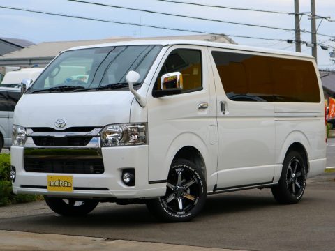 新車ハイエースバン ダークプライムII ディーゼル4WD