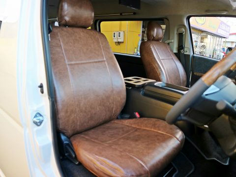フロントシートも同生地でシートカバー製作 フロントシートも同生地でシートカバー製作