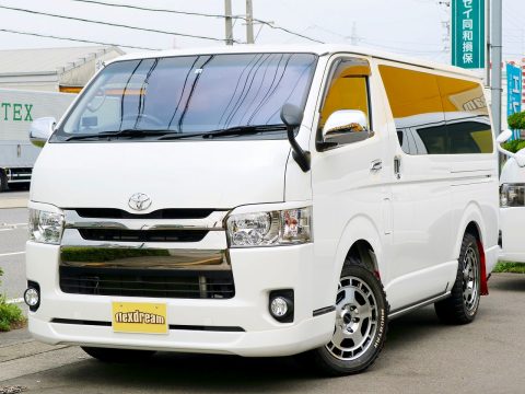 特選車：H29レジアスエースバン 4WD