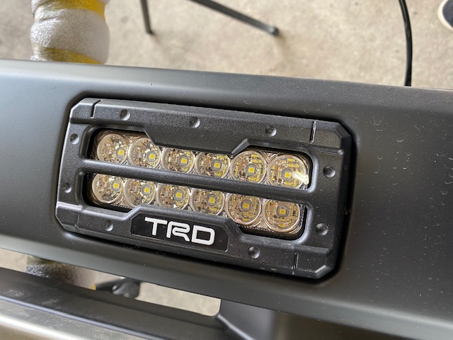 ＴＲＤ　ＬＥＤ　ライト　デイライト　カスタム　純正オプション　スポイラー