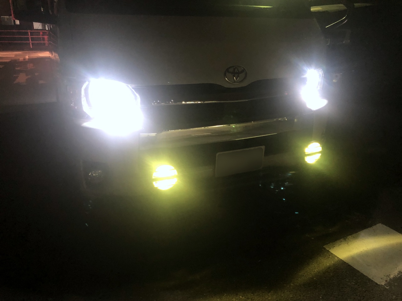 車検対応ハーネス同梱が嬉しい Jaos フロントスキッドバーとledフォグランプを新車ハイエースワゴンにインストール ハイエース好きなんだもん ハイエース専門店blog Flexdream Blog 車検対応ハーネス同梱が嬉しい Jaos フロントスキッドバーとledフォグランプを新車ハイエースワゴンにインストール ハイエース好きなんだもん ハイエース専門店blog Flexdream Blog