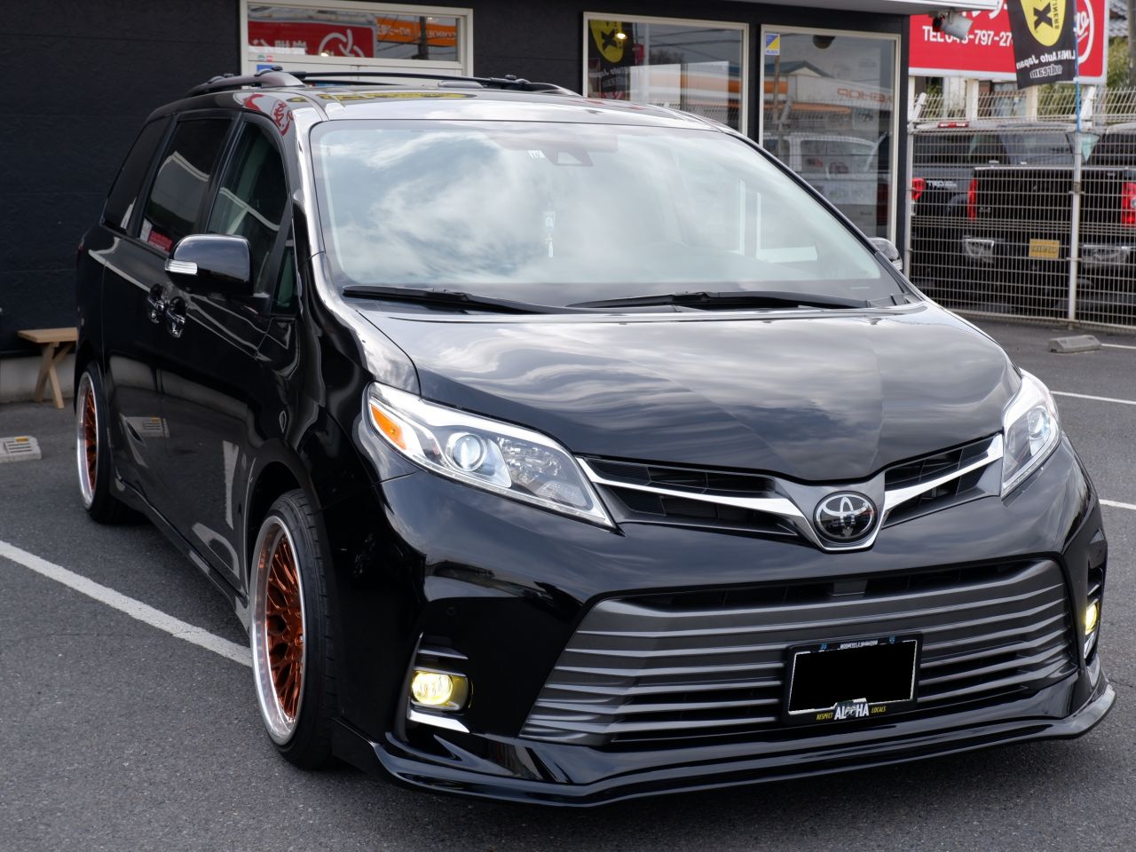 USトヨタ 米国トヨタ シエナ ウインドウモーター　リア・ドライバーサイド 2020年 シエナ LIMITED エアサス装着！ vankultureのフロント・リア