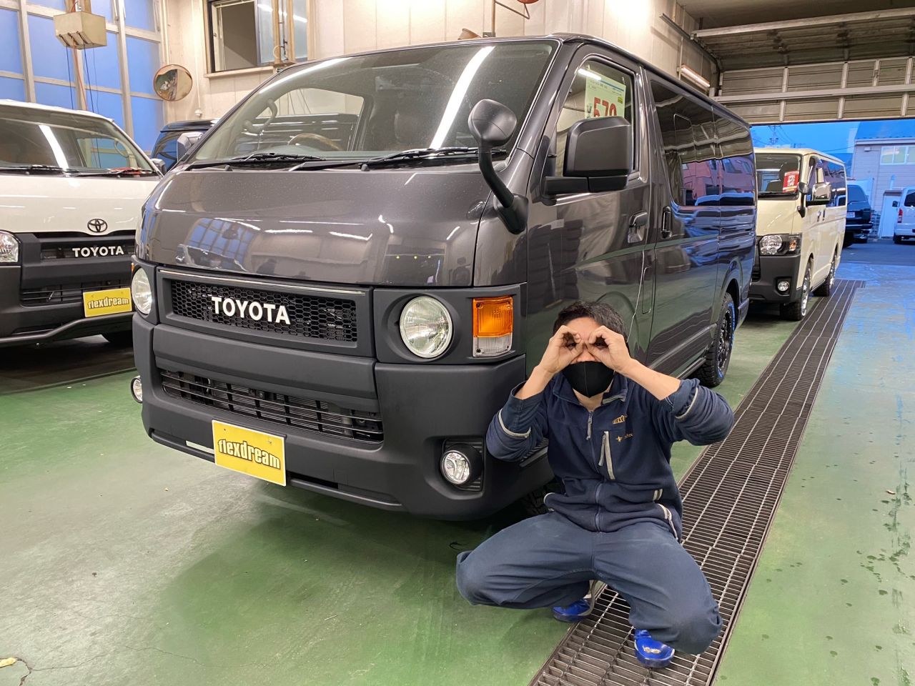 👀丸目ハイエース👀FD-BOX7 vanlife完成！！　　　　　　　　　　　車中泊、積載量、アウトドアに強いハイエース参上！