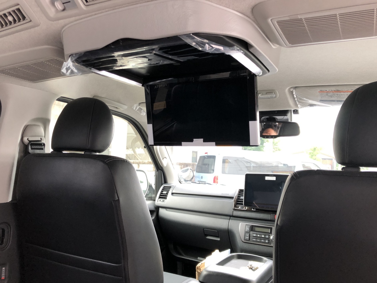 天井こそ 他のハイエースと差をつけるカスタム新天地 ハイエースの天井にできるカスタムを一気にご紹介 ハイエース好きなんだもん ハイエース専門店blog Flexdream Blog 天井こそ 他のハイエースと差をつけるカスタム新天地 ハイエースの天井にできるカスタムを一気にご紹介 ハイエース好きなんだもん ハイエース専門店blog Flexdream Blog