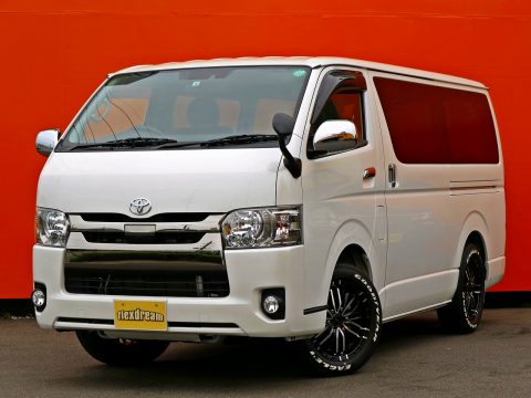 H30ハイエースバン 4ナンバー8名乗車