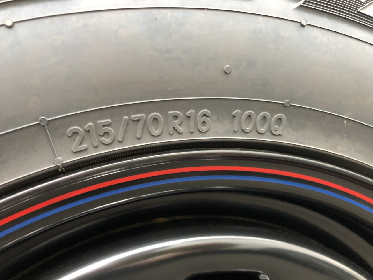 ハイエースバンのタイヤを選ぶ上で避けて通れない！？ | ロードインデックス（荷重指数）について｜ハイエース好きなんだもん  ハイエース専門店BLOG｜flexdream blog